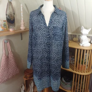 Robe chemise bleue, MS Mode, taille 46