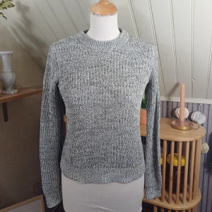 Pull gris, H&M, taille XS