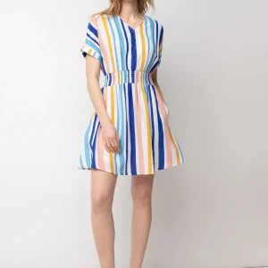 Robe à manches courtes