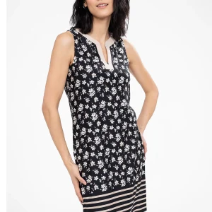 Robe courte droite en tricot