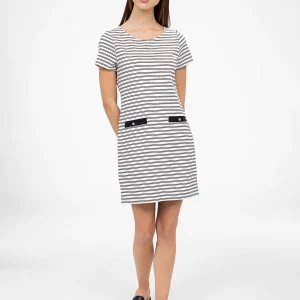 Robe courte droite en tricot