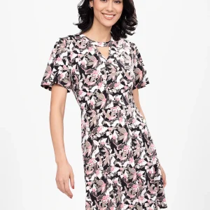 Robe courte ligne A en tricot