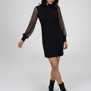Robe courte droite en tricot
