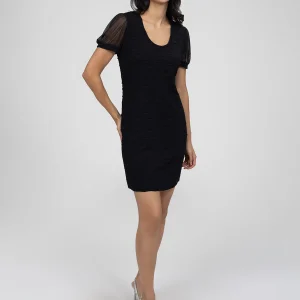 Robe courte droite en tricot