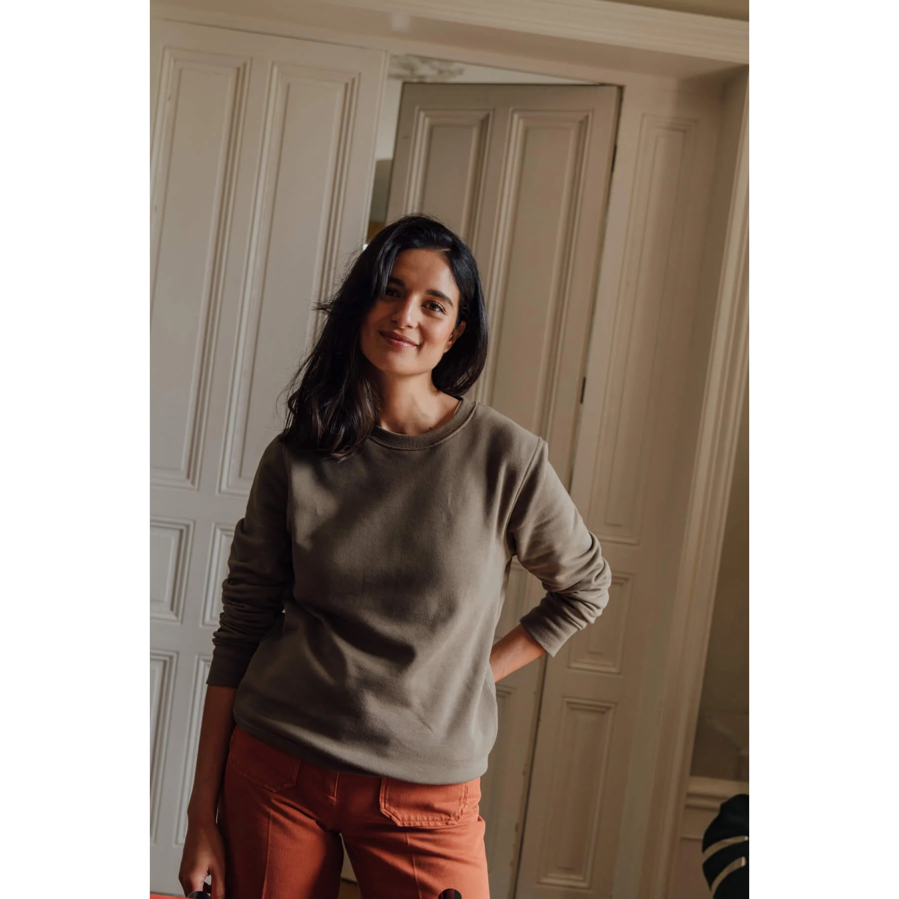 Le Sweat Classique Edition - Kaki – Image 2