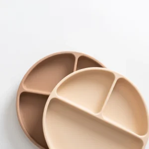 Assiette compartimentée à ventouse